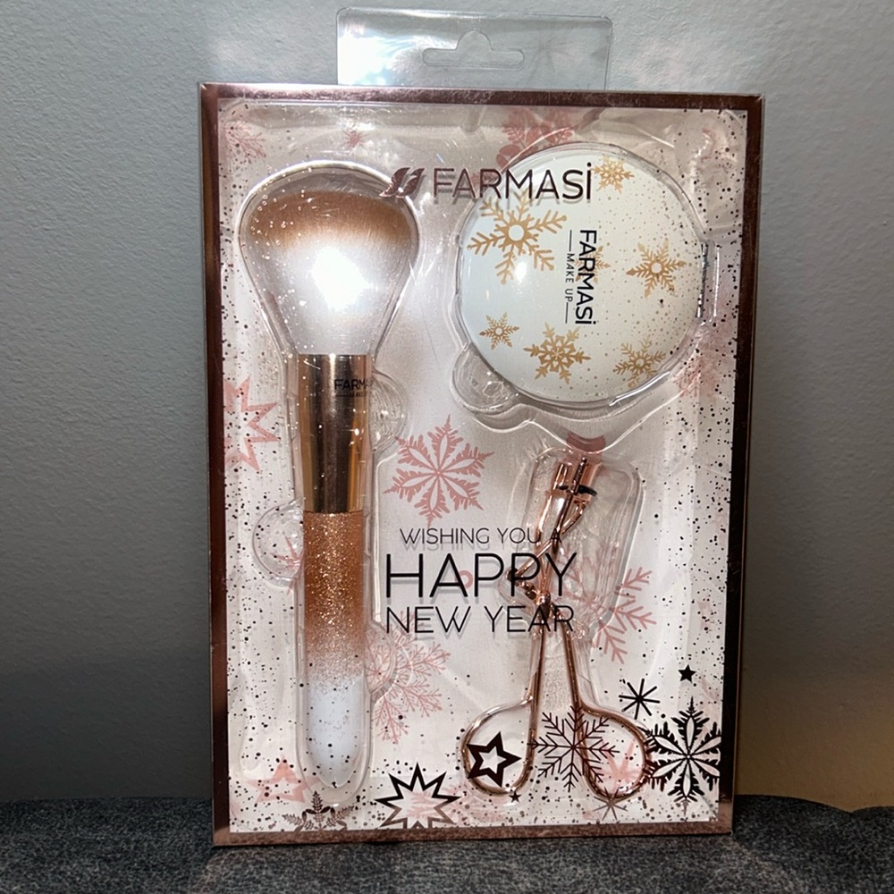 🌻 Glamorous Beauty Tools Gift Set 🛍️ NEW in Package